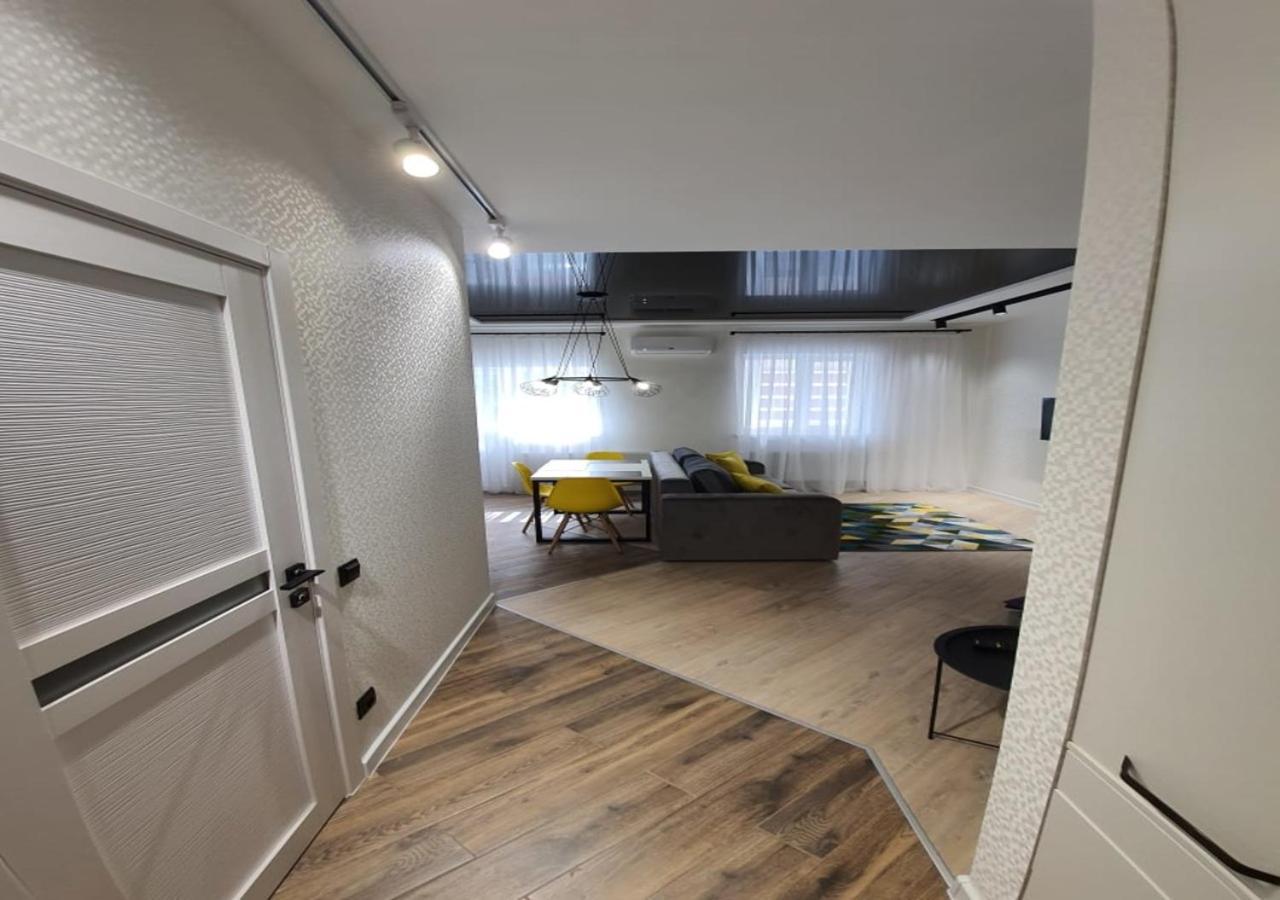 New Lux Apartment 2020 خاركيف المظهر الخارجي الصورة